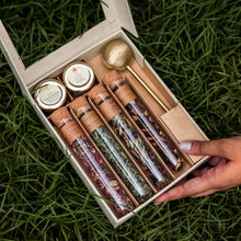 Load image into Gallery viewer, Herbal Teas Gift Box and Two Other Items with This - Satmya